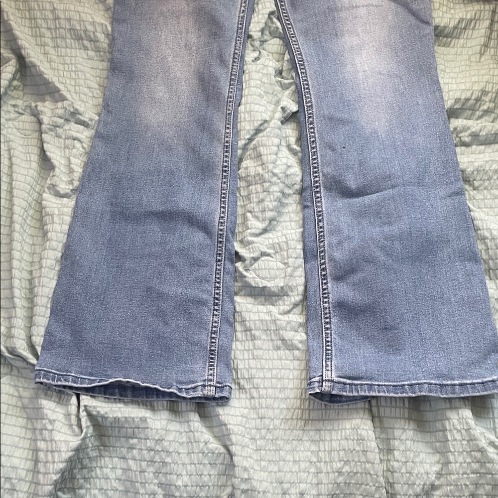 Hollister Women's High Rise Light Blue Jeans - Picture 4 of 6